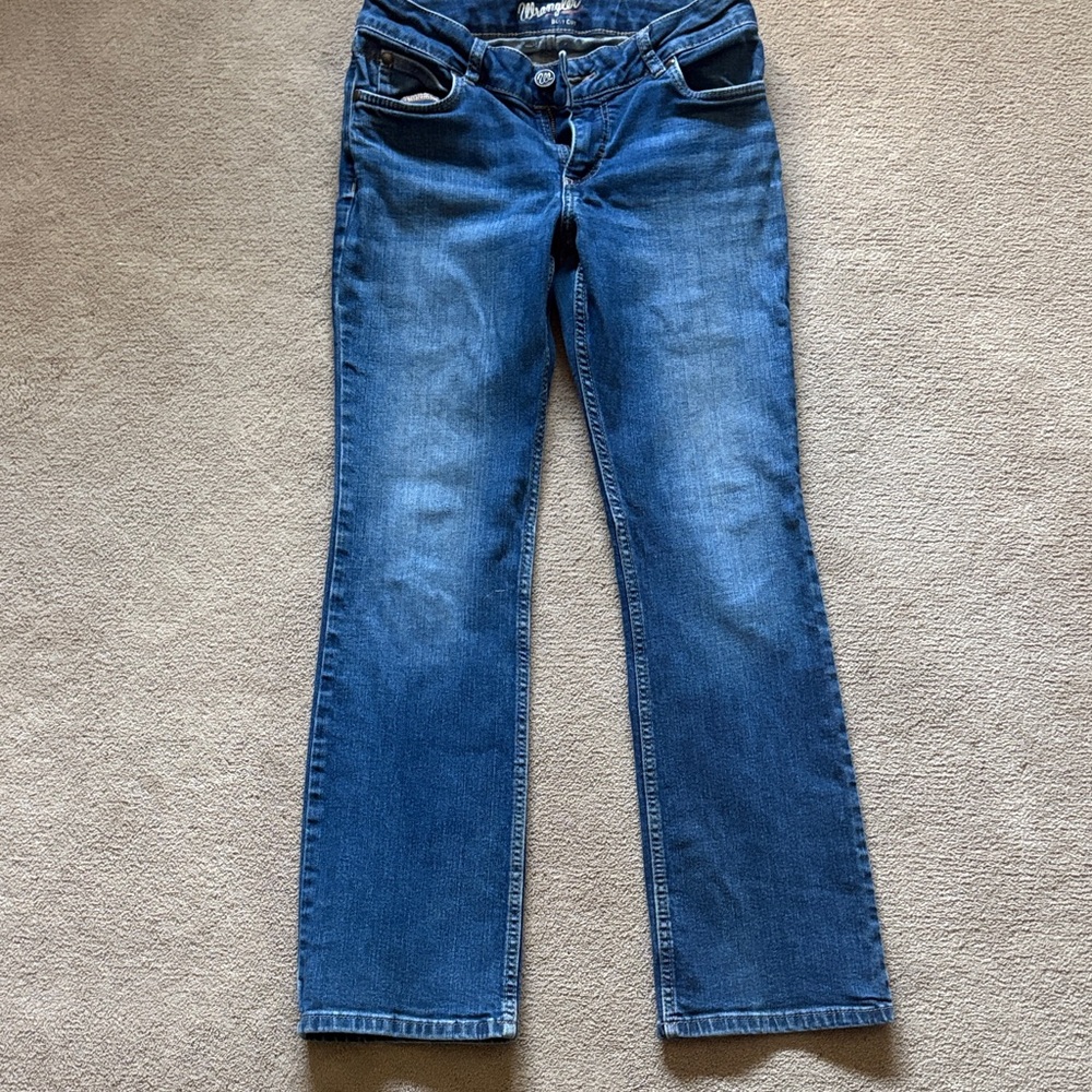 Wrangler Women's Classic Blue Boot Cut Jeans